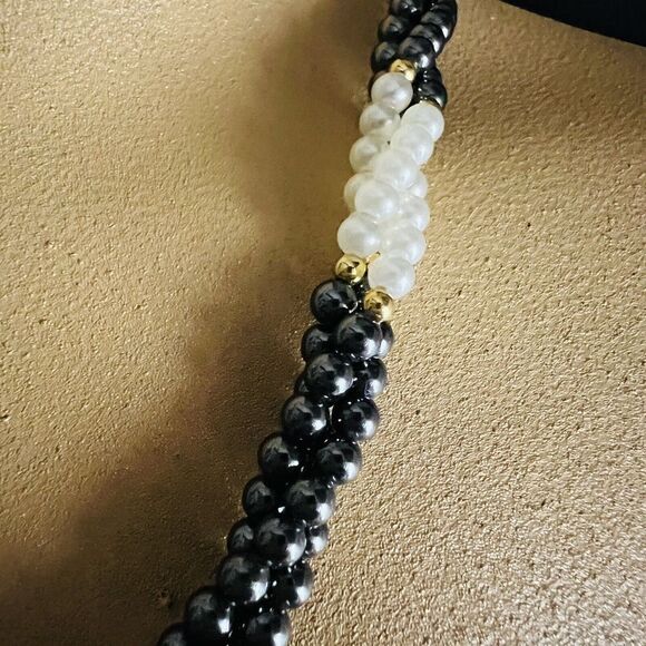 Vintage Twisted Hematite Faux Pearl Gold Beads Beaded Necklace 18” PRETTY 1080 - Picture 3 of 10